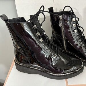 Never Worn Michael Kors Leather Boots